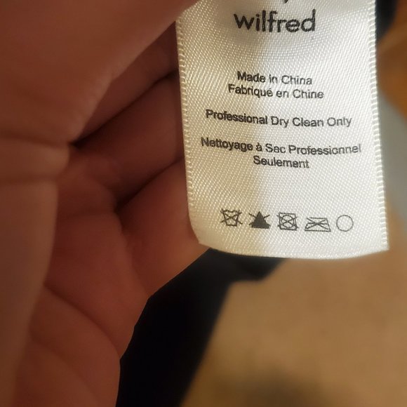 Aritzia Wilfred, black romper shorts XXS - Picture 4 of 9